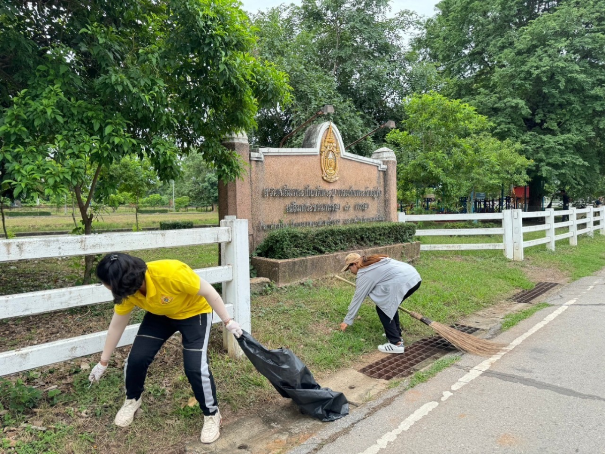 กิจกรรม Big Cleaning day ถนนเทศบาล7